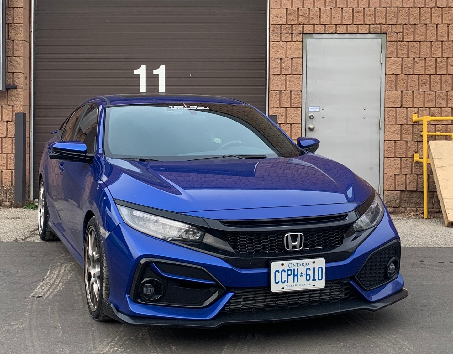 Honda OEM 2020+ Front Fog Light Garnishes | 17-21 Civic Hatch, Si